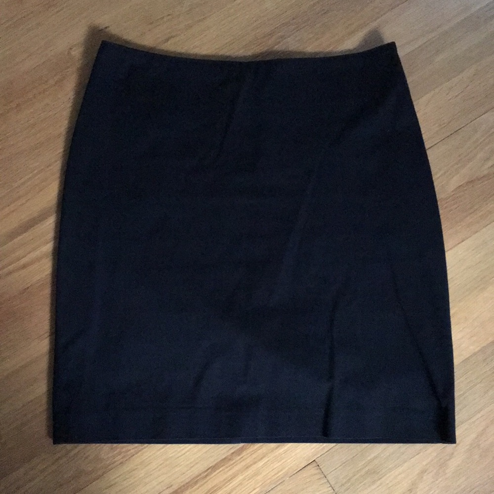 NY&CO black mini pencil skirt